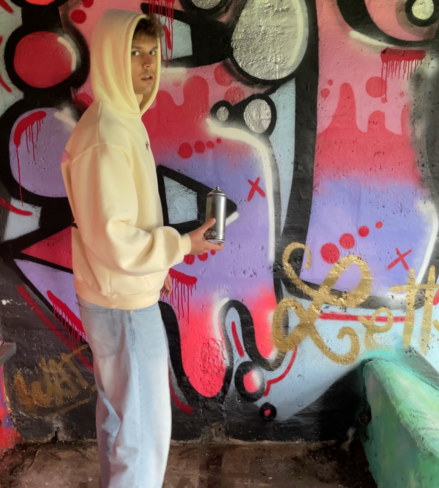 CREATIVE HOODIE CREAM